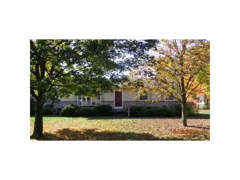 320 E Shepherd, Charlotte, MI 48813 photo 1