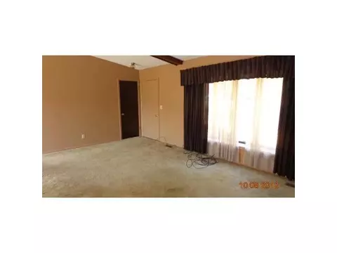 320 E Shepherd, Charlotte, MI 48813 photo 9