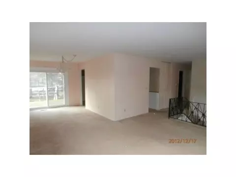 2325 Leon Ave, Lansing, MI 48906 photo 4