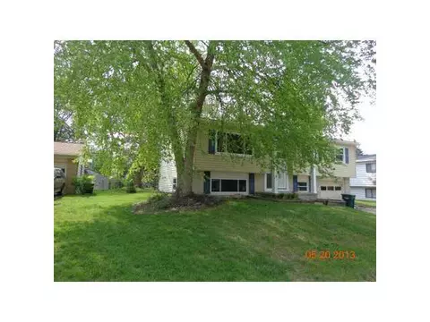 2325 Leon Ave, Lansing, MI 48906 photo 1