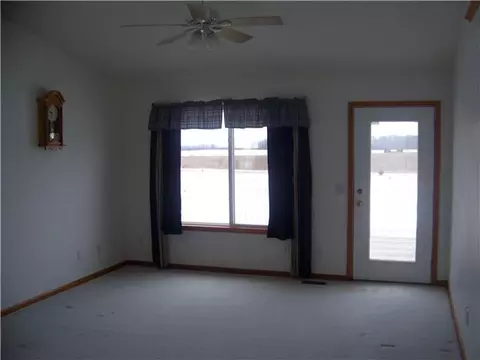 6658 Howe Rd, Dewitt, MI 48820 photo 4