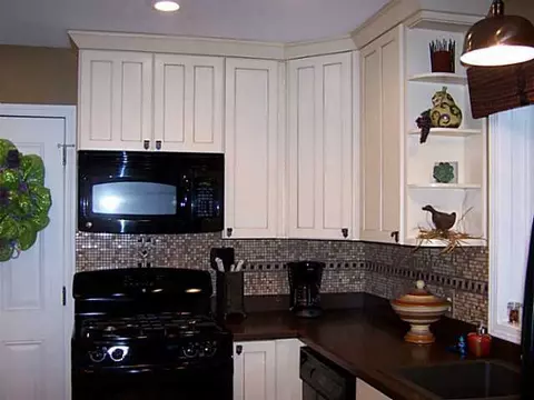12800 Center Rd, Bath, MI 48808 photo 7