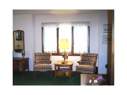 414 S Circle Dr, Williamston, MI 48895 photo 3