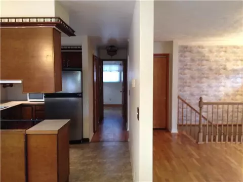 1127 Maycroft, Lansing, MI 48917 photo 7