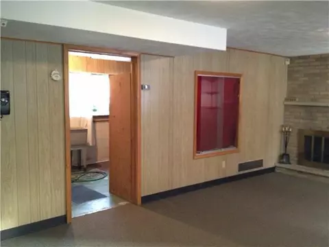 1127 Maycroft, Lansing, MI 48917 photo 13