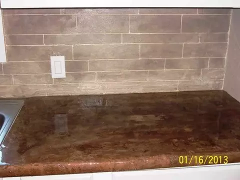 325 E Rous, Lansing, MI 48910 photo 4