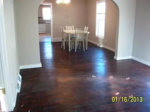 325 E Rous, Lansing, MI 48910 photo 7