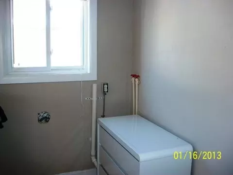 325 E Rous, Lansing, MI 48910 photo 8