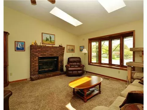 1908 Wilder, Haslett, MI 48840 photo 3