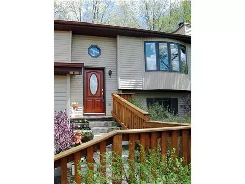 1908 Wilder, Haslett, MI 48840 photo 2