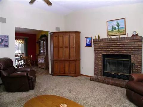1908 Wilder, Haslett, MI 48840 photo 4
