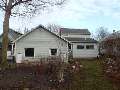 236 E Randolph, Lansing, MI 48906 photo 2