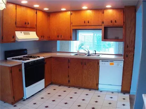 236 E Randolph, Lansing, MI 48906 photo 5