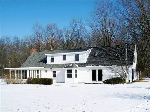 4379 Beeman Rd, Williamston, MI 48895 photo 2