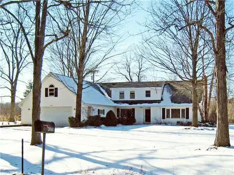 4379 Beeman Rd, Williamston, MI 48895 photo 1