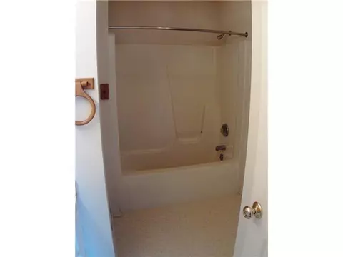 4411 Aurelius Rd, Lansing, MI 48910 photo 9
