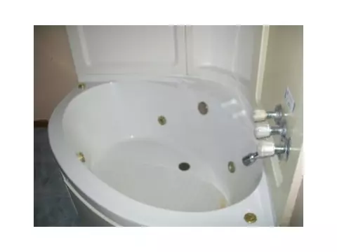 12889 Upton Rd, Bath, MI 48808 photo 6