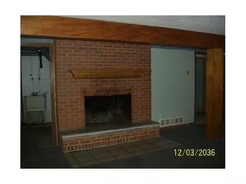 12889 Upton Rd, Bath, MI 48808 photo 4