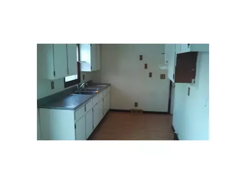 810 Morton Ave, Belding, MI 48809 photo 3