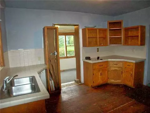 5848 Potter St, Haslett, MI 48840 photo 6