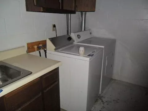 3417 Pickwick Pl, Lansing, MI 48917 photo 7