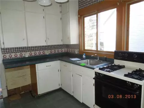 522 Ryan St, Owosso, MI 48867 photo 2
