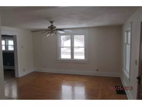 127 N Elm St, Ithaca, MI 48847 photo 4