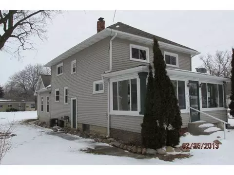 127 N Elm St, Ithaca, MI 48847 photo 1
