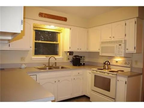 6460 Lansdown Dr, Dimondale, MI 48821 photo 7