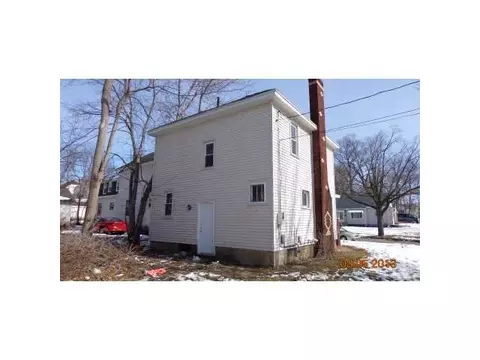 928 Nipp Ave, Lansing, MI 48915 photo 2