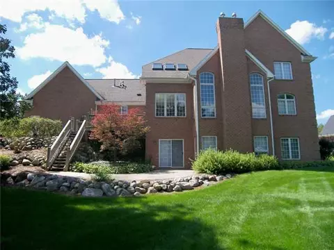 2024 Timberview, Okemos, MI 48864 photo 2