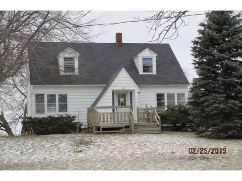 668 W Polk Rd, Ithaca, MI 48847 photo 1