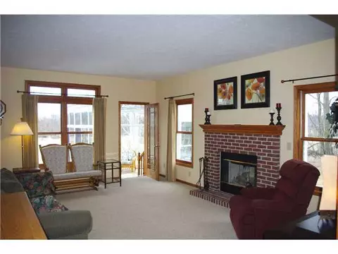 4800 Howe, Dewitt, MI 48820 photo 3