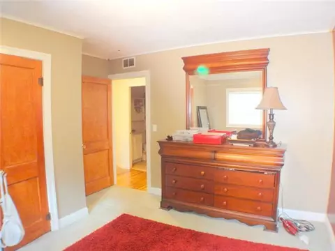 2101 Devonshire Ave, Lansing, MI 48910 photo 8