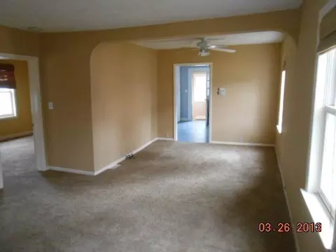 202 E Buchanan St, Saint Johns, MI 48879 photo 11