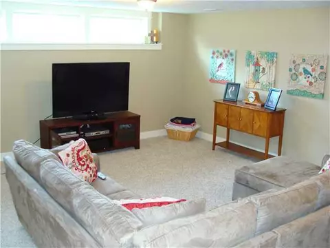 13533 Heathrow Cir, Dewitt, MI 48820 photo 21