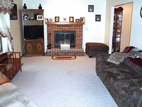 4702 Omar, Lansing, MI 48917 photo 4