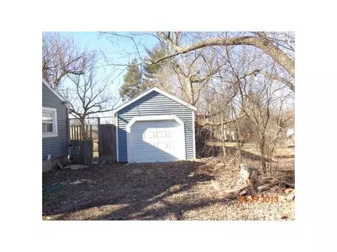 2628 E Cavanaugh, Lansing, MI 48910 photo 2