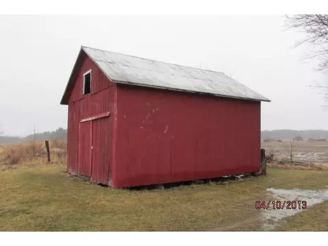 1673 E Maple Rapids Rd St, Saint Johns, MI 48879 photo 4