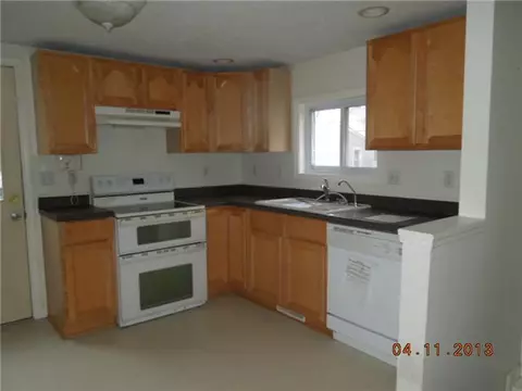 5463 Lansing Rd, Perry, MI 48872 photo 2