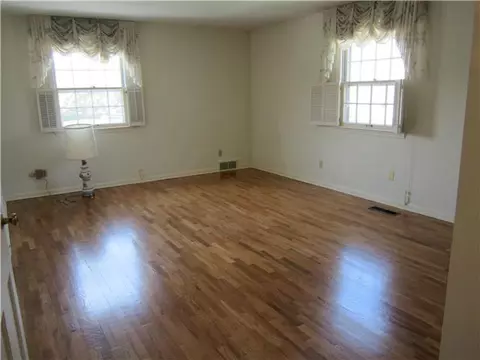 4228 Barton Rd, Lansing, MI 48917 photo 11