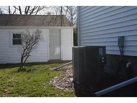 800 Clark St, Lansing, MI 48906 photo 5