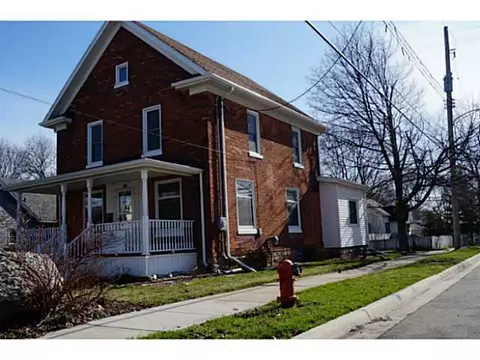 800 Clark St, Lansing, MI 48906 photo 2