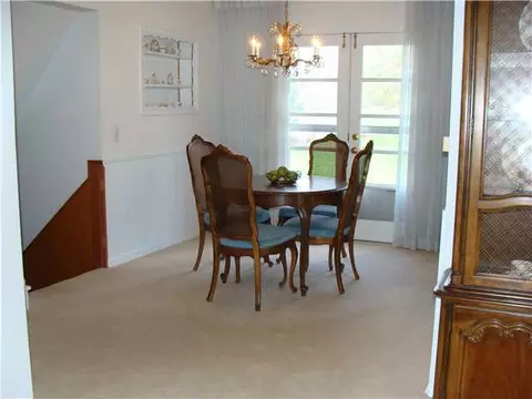 3702 Ridgefield, Lansing, MI 48906 photo 4