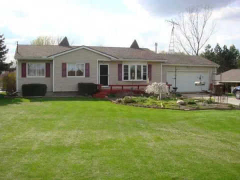10592 S Lowell, Dewitt, MI 48820 photo 1