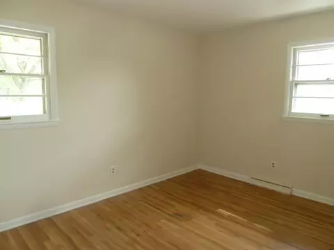 806 Eugenia, Mason, MI 48854 photo 7