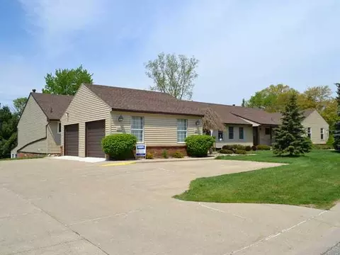537 Red Cedar Blvd, Williamston, MI 48895 photo 1