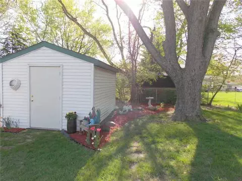 3301 Schultz St, Lansing, MI 48906 photo 23