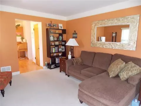 3301 Schultz St, Lansing, MI 48906 photo 10