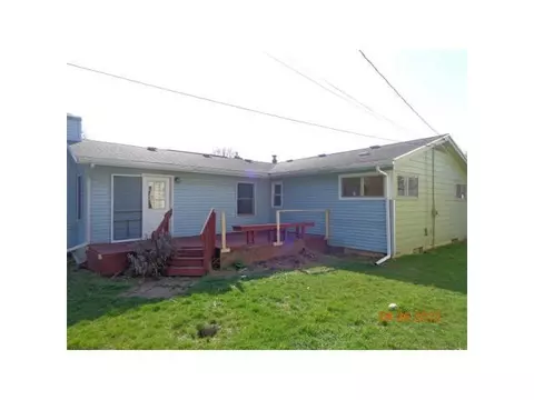 3310 Pickwick Pl, Lansing, MI 48917 photo 4